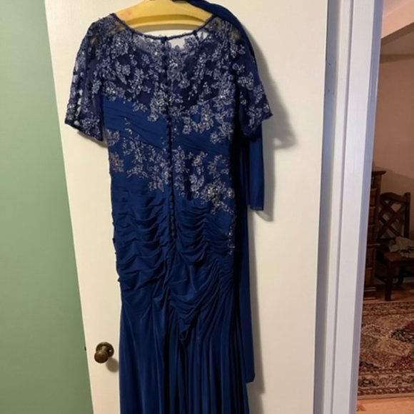 Rina Di Montello Mother of the Groom gown - Picture 2 of 4